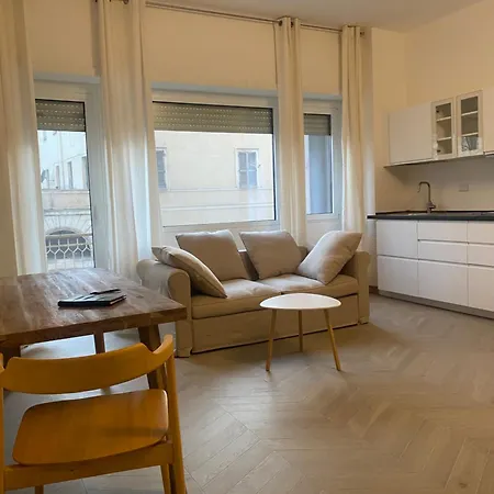 - Umberto I Apartment *